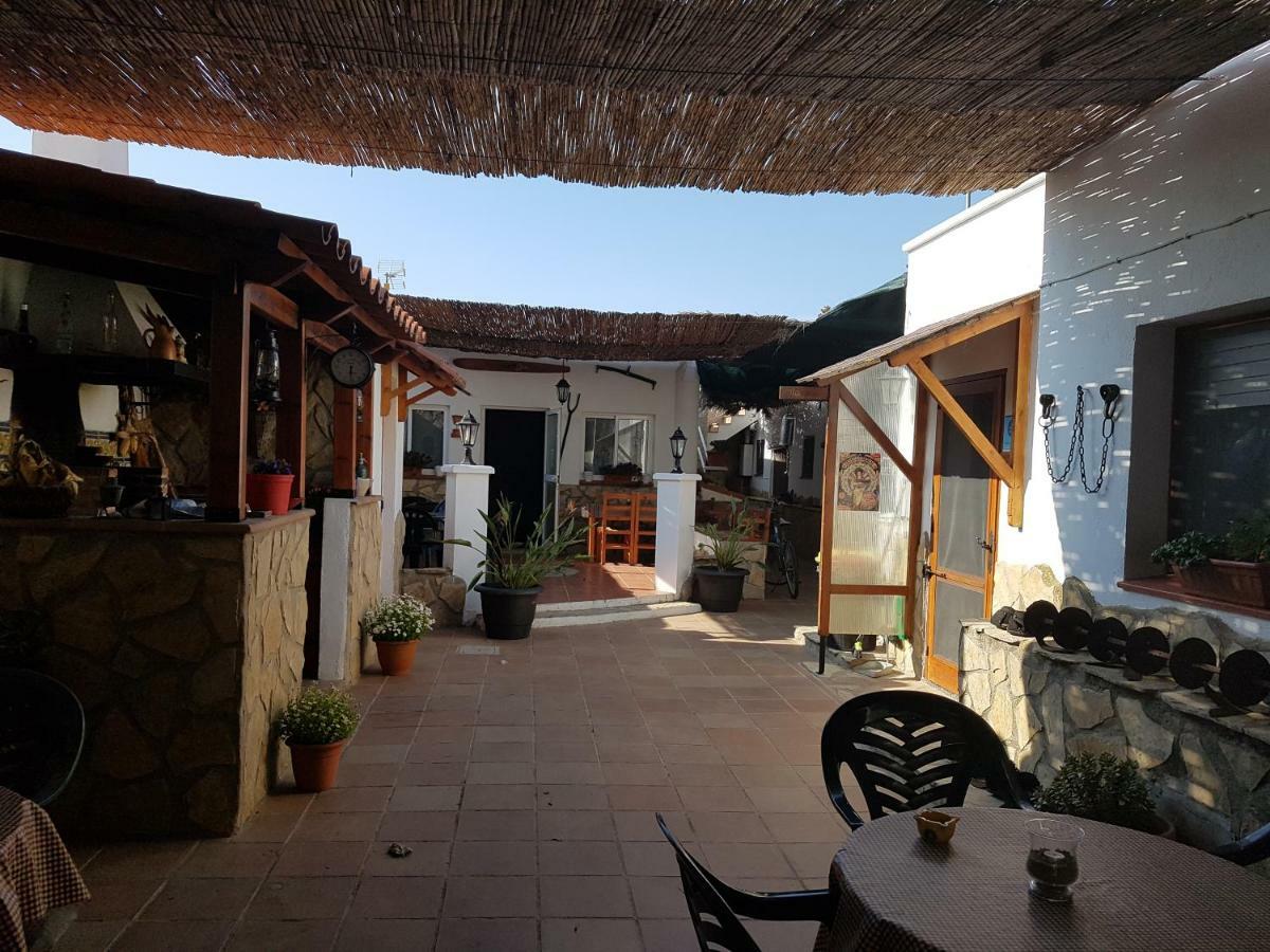 Ca La Pilar Pension El Poble Nou del Delta Buitenkant foto