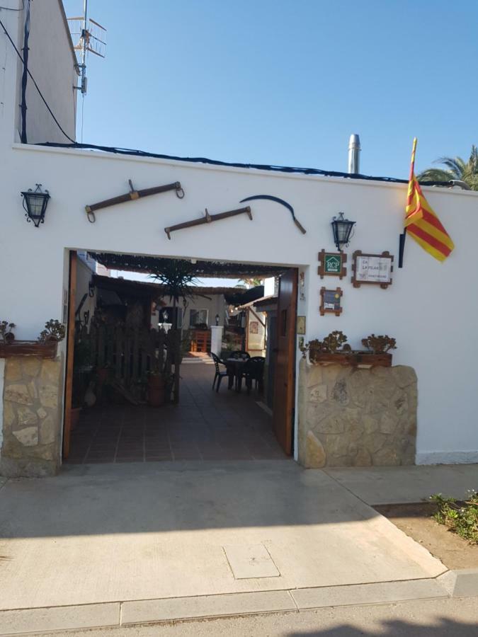 Ca La Pilar Pension El Poble Nou del Delta Buitenkant foto